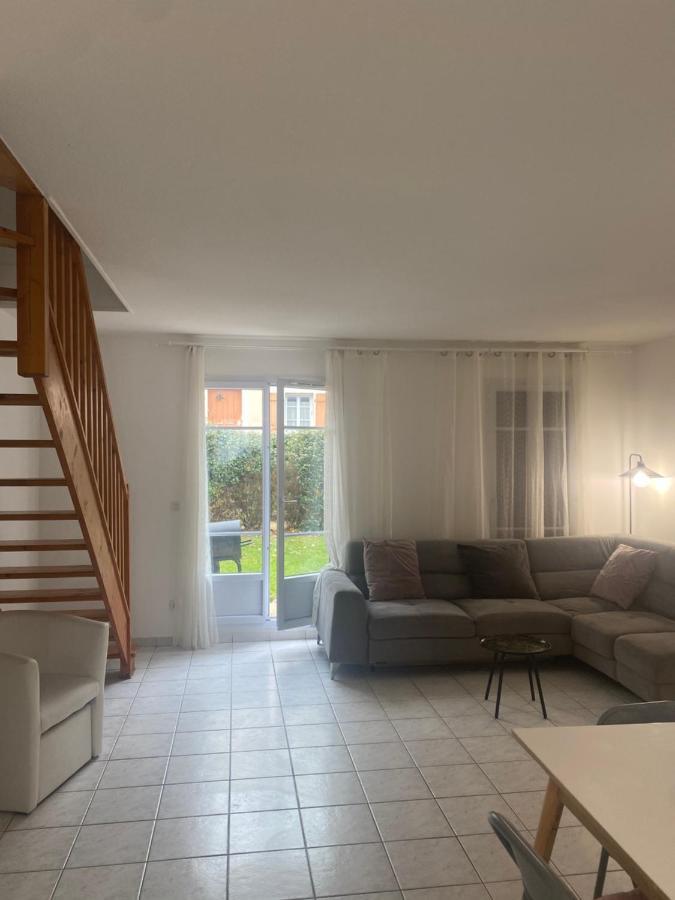 Guest House Next To Disneyland And Paris Bmyguest Маньи-ле-Онгр Экстерьер фото